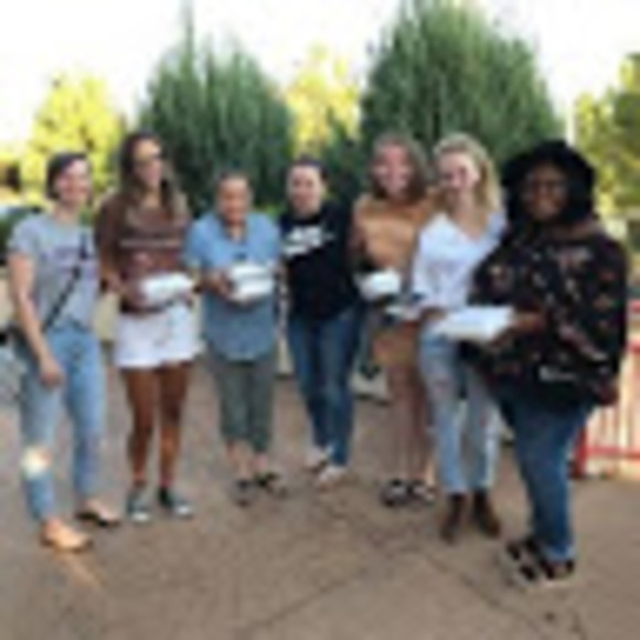 Meet your Posher, Kate - Picture 1 of 1